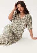 Happy Holly Puff Sleeve Viscose Dress Khaki green/Patterned 48/50