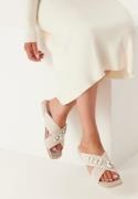INUIKII Slipper Woven Crossed Stones  White 39