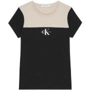 Lyhythihainen t-paita Calvin Klein Jeans  -  10 vuotta