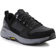 Kengät Skechers  GO WALK Outdoor - Massif 216106-BKCC  41