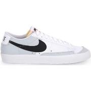 Tennarit Nike  100 BLAZER LO VNTG 77  40