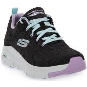 Tennarit Skechers  BKLV ARCH FIT  40