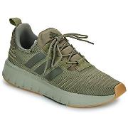 Kengät adidas  SWIFT RUN 23  40