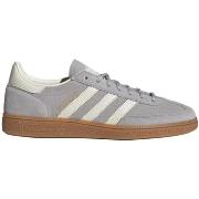 Kengät adidas  Handball Spezial IF7086  42