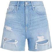 Shortsit & Bermuda-shortsit Calvin Klein Jeans  MOM J20J222803  IT 38