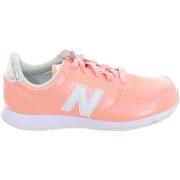 Naisten kengät New Balance  YC220-M1  36