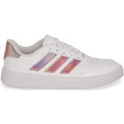 Tennarit adidas  COURTBLOCK  38