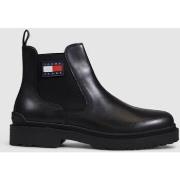 Kengät Tommy Hilfiger  TJM LEATHER CHELSEA EM0EM01448  44