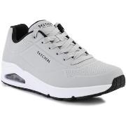 Kengät Skechers  UNO STAND ON AIR 52458-LGBK  41