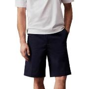 Shortsit & Bermuda-shortsit Calvin Klein Jeans  K10K108955  EU S