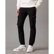 Housut Calvin Klein Jeans  J30J327614  FR 32