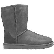 Saappaat UGG  Classic Short II  40