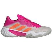 Naisten kengät adidas  Barricade Low  40