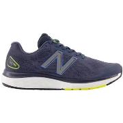 Kengät New Balance  Fresh Foam 680 V7  41 1/2