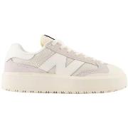 Tennarit New Balance  302  40