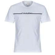 Lyhythihainen t-paita Calvin Klein Jeans  SPLIT LINE LOGO T-SHIRT  EU ...