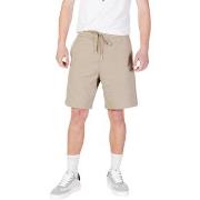 Shortsit & Bermuda-shortsit Replay  M9032.000.23802  EU M