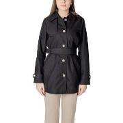 Parkatakki Street One  Mid Lenght Trenchcoat 101213  IT 40