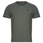 Lyhythihainen t-paita Fred Perry  TWIN TIPPED T-SHIRT  EU XXL