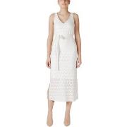 Lyhyt mekko Vila  Viamalina V-Neck S/L Midi/Pb 14104109  EU S