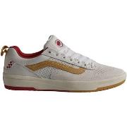 Kengät Vans  VN0007QQJ5K1-WHTMUL  42