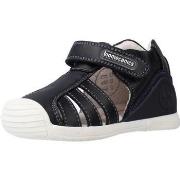 Poikien sandaalit Biomecanics  222143B  18