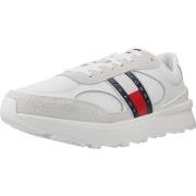 Tennarit Tommy Jeans  TJM TECHNICAL RUNNER ESS  41