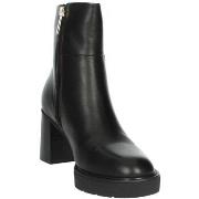 Kengät Carmela  161864  40