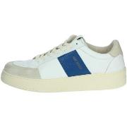 Kengät Saint Sneakers  SAIL  40