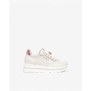 Kengät NeroGiardini  E512907D  39