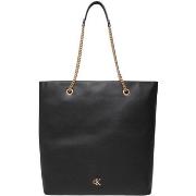 Laukut Calvin Klein Jeans  MINIMAL MONOGRAM CHAIN TOTE LV04F3204G  Yks...