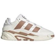 Kengät adidas  Niteball  44 2/3