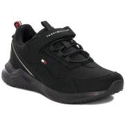 Kengät Tommy Hilfiger  T3X9331390768999999BLACK  36