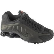 Kengät Nike  Shox R4  40