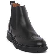 Saappaat NeroGiardini  NERO GIARDINI 100 ILCEA NERO  42