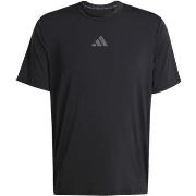Lyhythihainen t-paita adidas  JI8181  EU XXL