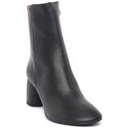 Kengät Angel Alarcon  NERO VOLGA  38