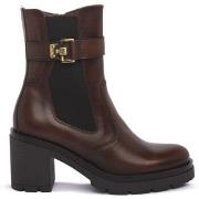 Kengät NeroGiardini  514791412  36