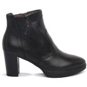 Kengät NeroGiardini  513800100  36