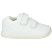 Kengät Biomecanics  241160  22