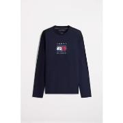 T-paidat pitkillä hihoilla Tommy Hilfiger  LINEAR FLAG GRAPHIC LS T  E...