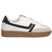 Kengät Ellesse  Queen  37