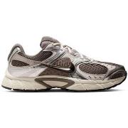 Kengät Nike  HJ5228  42