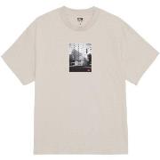 T-paidat & Poolot Obey  Osaka Photo Tee  EU S
