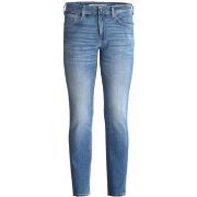 Farkut Guess  Finnley  US 29