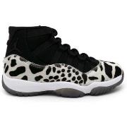 Tennarit Nike  Jordan11 Animal Instint  38 1/2