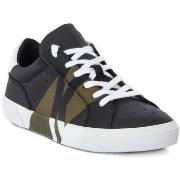 Kengät Bikkembergs  RUBBER 668  40