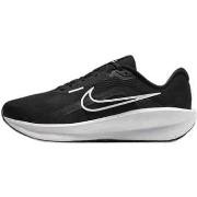 Kengät Nike  FJ1284-001  45