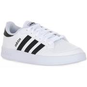 Kengät adidas  BREAKNET  40 2/3