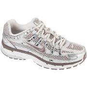 Kengät Nike  W P-6000  40